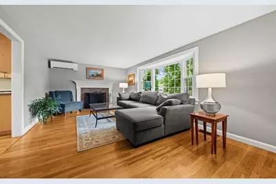 7 Trickett Rd, Lynnfield, MA 01940 - Photo 18