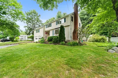 7 Trickett Rd, Lynnfield, MA 01940 - Photo 2