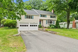 7 Trickett Rd, Lynnfield, MA 01940 - Photo 4