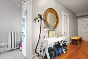 8 Garrison St, Boston, MA 02116 - Photo 10