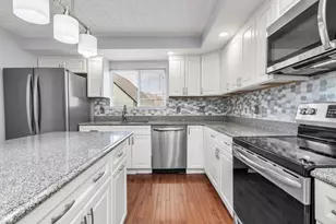 73 Pleasant St, Lowell, MA 01852 - Photo 22
