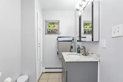 73 Pleasant St, Lowell, MA 01852 - Photo 12