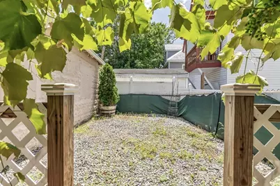 73 Pleasant St, Lowell, MA 01852 - Photo 36
