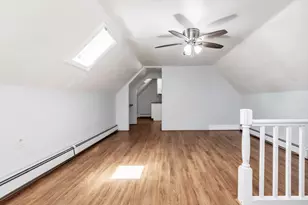 73 Pleasant St, Lowell, MA 01852 - Photo 30