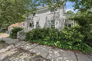 346 Oak St, Clinton, MA 01510 - Photo 2