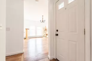 14 Pleasant St, Franklin, MA 02038 - Photo 6
