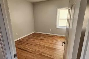 920 Pine St, Fall River, MA 02720 - Photo 6