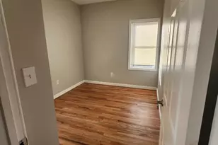 920 Pine St, Fall River, MA 02720 - Photo 8