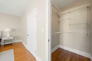 360 W 2nd St, Boston, MA 02127 - Photo 20