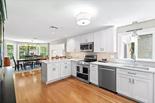 21 Bridie Ln, Norfolk, MA 02056 - Photo 4
