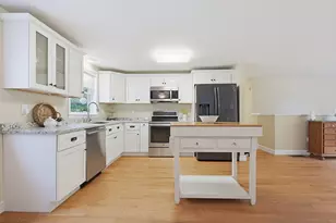 165 Harvard Ln, Wrentham, MA 02093 - Photo 4