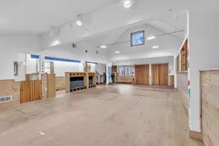 9 Russell Rd, Huntington, MA 01050 - Photo 16