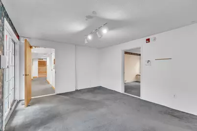 9 Russell Rd, Huntington, MA 01050 - Photo 6