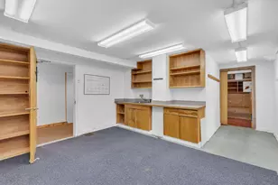 9 Russell Rd, Huntington, MA 01050 - Photo 12