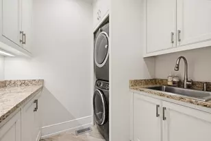 13 Davenport Ln, Hopkinton, MA 01748 - Photo 38