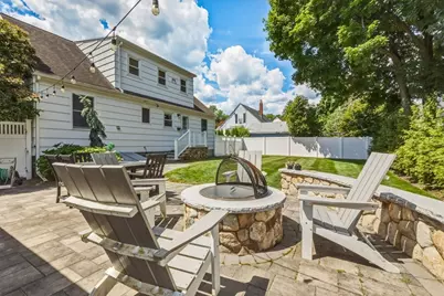 52 Russell St, North Andover, MA 01845 - Photo 30
