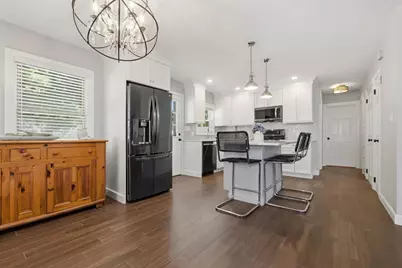 52 Russell St, North Andover, MA 01845 - Photo 12