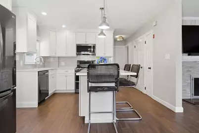 52 Russell St, North Andover, MA 01845 - Photo 10