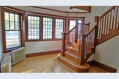 31 Lantern Lane, Wellesley, MA 02481 - Photo 2