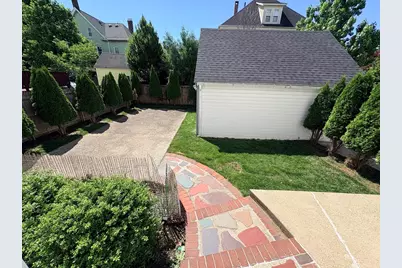20 Chester St #1, Watertown, MA 02472 - Photo 6
