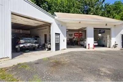 233 Wilbraham Street, Palmer, MA 01069 - Photo 14