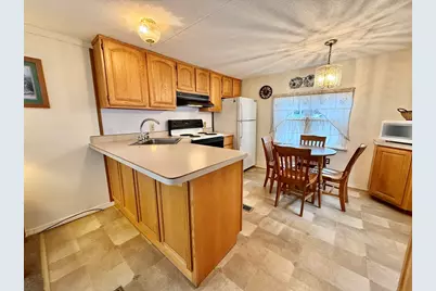 735 Memorial Dr #94, Chicopee, MA 01020 - Photo 12