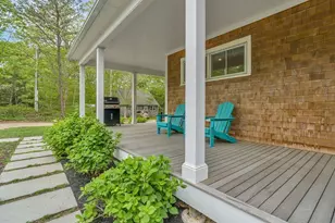 28 Grovedale Rd, Oak Bluffs, MA 02568 - Photo 6