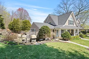 23 Albert St, Waltham, MA 02453 - Photo 2