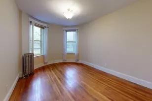 17 Green St, Brookline, MA 02446 - Photo 2