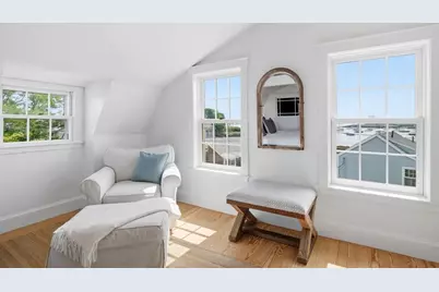 33 Franklin St, Marblehead, MA 01945 - Photo 30