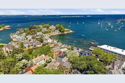 33 Franklin St, Marblehead, MA 01945 - Photo 42