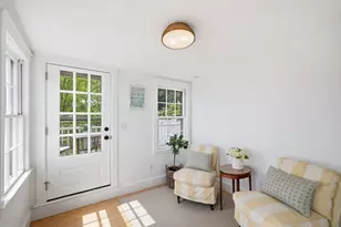 33 Franklin St, Marblehead, MA 01945 - Photo 38