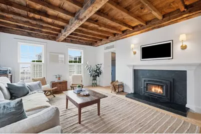 33 Franklin St, Marblehead, MA 01945 - Photo 8
