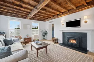 33 Franklin St, Marblehead, MA 01945 - Photo 8