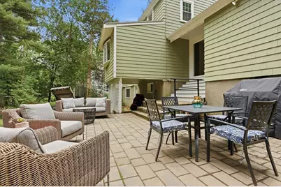 377 Pearl St, Reading, MA 01867 - Photo 14
