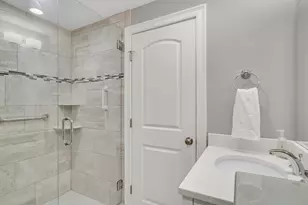 15 Spinney St, Boston, MA 02132 - Photo 18
