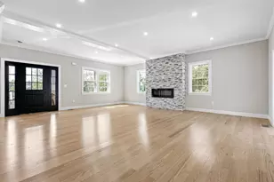 53 Louis St, Holliston, MA 01746 - Photo 4