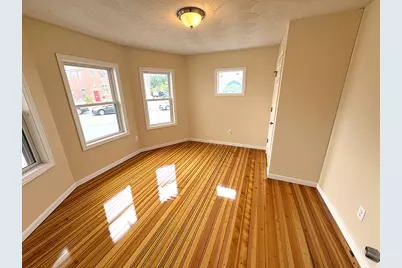1096 North Shore Rd #1, Revere, MA 02151 - Photo 2