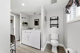 21 Pleasant St, Merrimac, MA 01860 - Photo 8