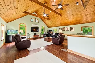 21 Pleasant St, Merrimac, MA 01860 - Photo 4