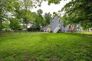 21 Pleasant St, Merrimac, MA 01860 - Photo 36