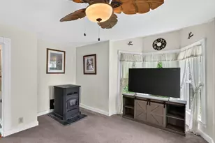 26 Humphrey Pl, Athol, MA 01331 - Photo 10