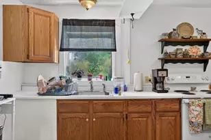 26 Humphrey Pl, Athol, MA 01331 - Photo 4