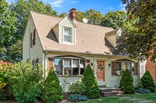 285 Vernon St, Norwood, MA 02062 - Photo 2