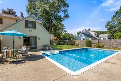 285 Vernon St, Norwood, MA 02062 - Photo 4