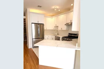 118 Trowbridge St #6, Cambridge, MA 02138 - Photo 4