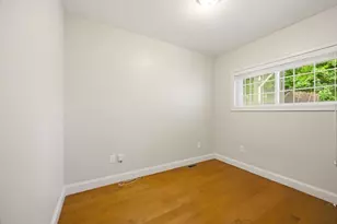 276 Princeton St, Boston, MA 02128 - Photo 18