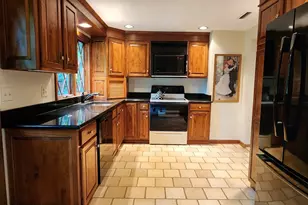 244 Lathrop St, South Hadley, MA 01075 - Photo 14