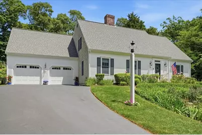 11 Tower Hill Dr, Sandwich, MA 01534 - Photo 4