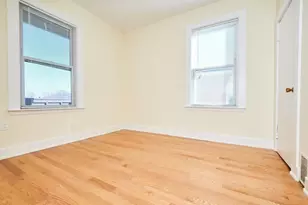 19 Clark St, Malden, MA 02148 - Photo 4
